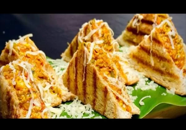 Capsicum Cheese Sandwich