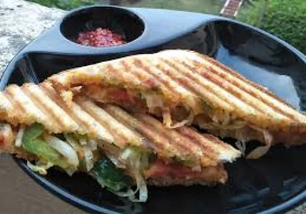 Mayo Cheese Chutney Sandwich