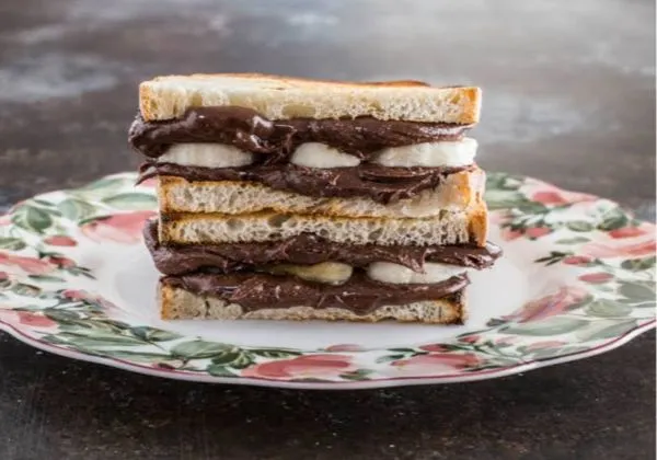 Chocolate Dream Sandwich 