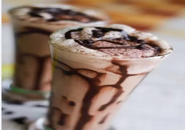 Cold Coffee With Chocolate Icecream 