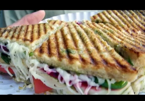 Garlic Chilli Cheese Sandwich