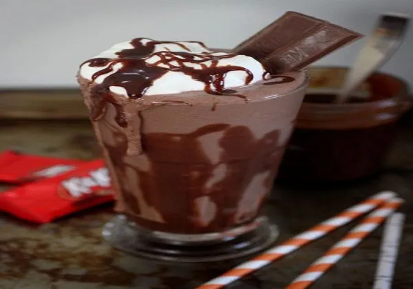 Kitkat Brownie Shake