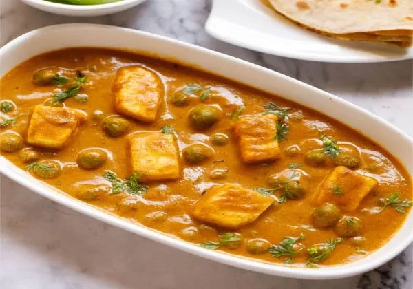 Matar Paneer 