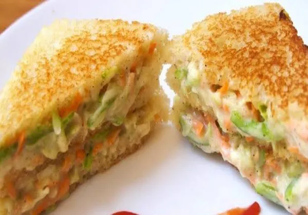 Mayo Cheese Chutney Sandwich Regular 