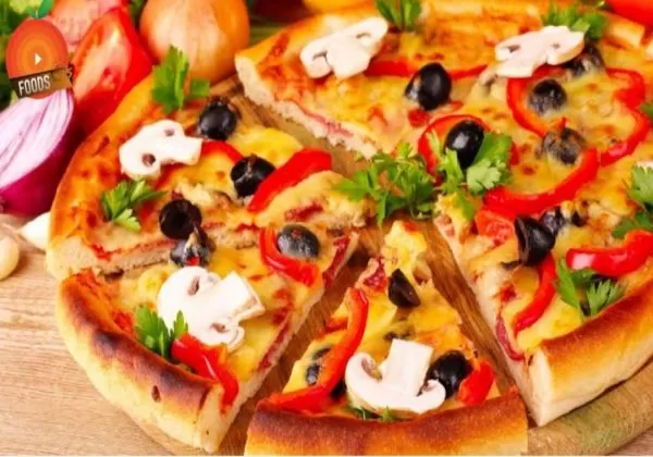 Tandoori Paneer Pizza  