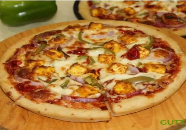 Tandoori Paneer Volcano Pizza Large