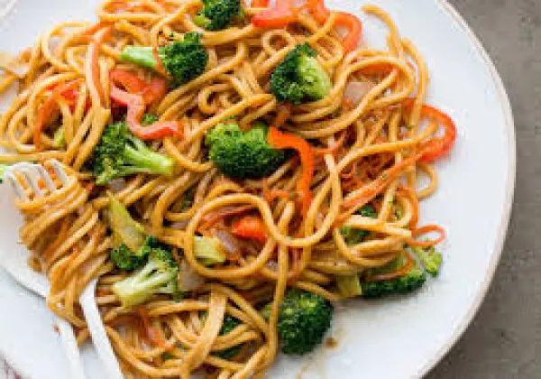 Veg Chowmein 