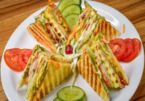 Veg Cheese Club Sandwich