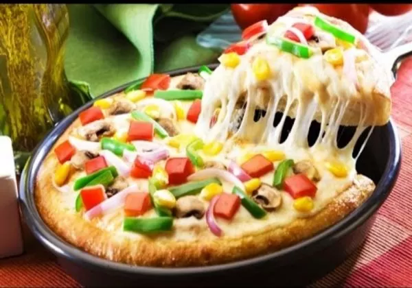 Veg Cheese Pizza  